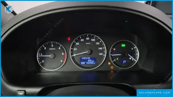 HYUNDAI STAREX 12-SEATER WAGON