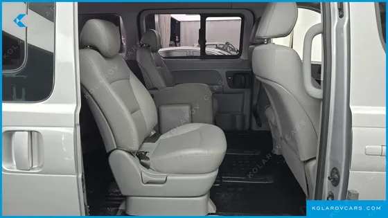 HYUNDAI STAREX 12-SEATER WAGON
