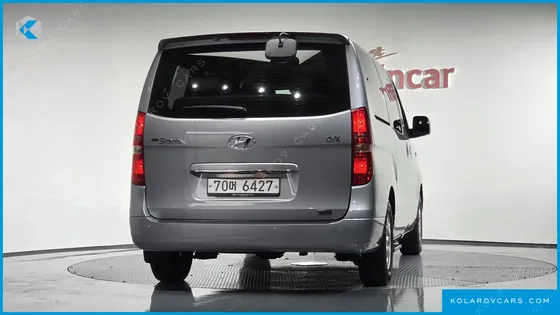 HYUNDAI STAREX 12-SEATER WAGON