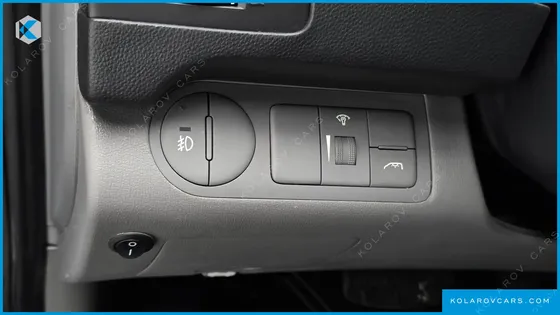 HYUNDAI STAREX 12-SEATER WAGON