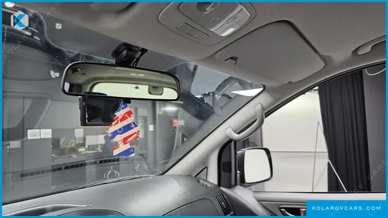HYUNDAI STAREX 12-SEATER WAGON