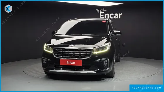 KIA CARNIVAL 7-SEATER LIMOUSINE