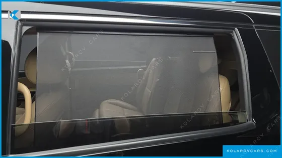 KIA CARNIVAL 7-SEATER LIMOUSINE