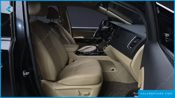 KIA CARNIVAL 7-SEATER LIMOUSINE