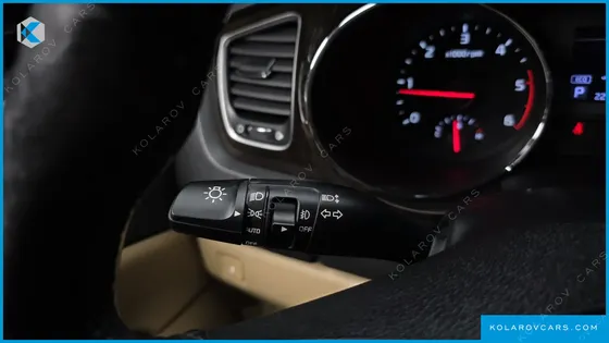 KIA CARNIVAL 7-SEATER LIMOUSINE