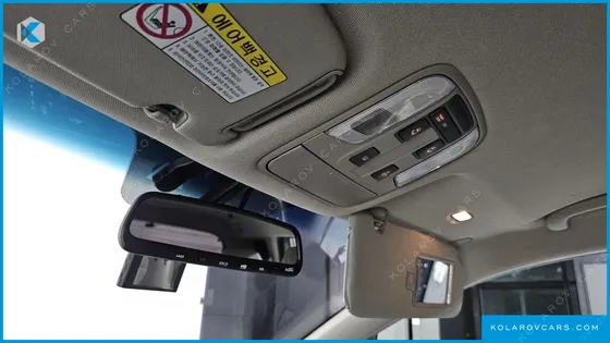 KIA CARNIVAL 9-SEATER PRSTIGE