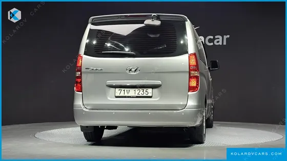 HYUNDAI STAREX 12-SEATER WAGON