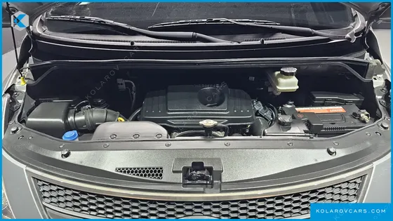 HYUNDAI STAREX 12-SEATER WAGON