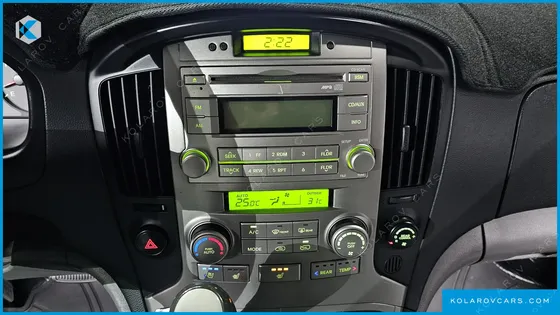 HYUNDAI STAREX 12-SEATER WAGON