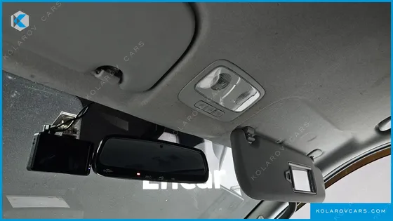 HYUNDAI STAREX 12-SEATER WAGON