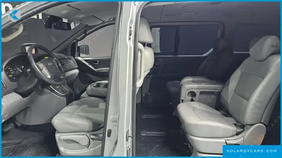 HYUNDAI STAREX 12-SEATER WAGON