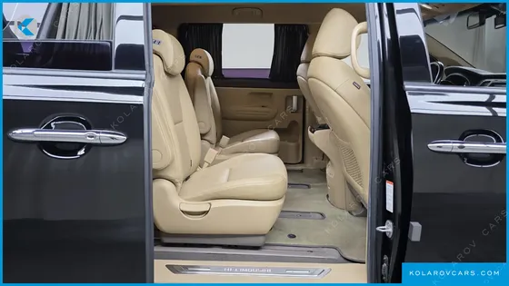 KIA CARNIVAL 9-SEATER HI-LIMOUSINE