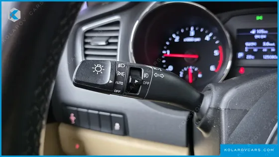KIA CARNIVAL 9-SEATER HI-LIMOUSINE