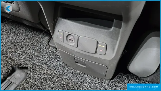 KIA CARNIVAL 9-SEATER LUXURY