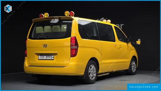HYUNDAI STAREX GUARD CAR OF CHILDREN