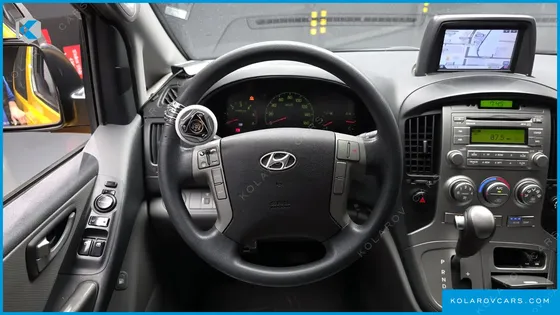 HYUNDAI STAREX GUARD CAR OF CHILDREN