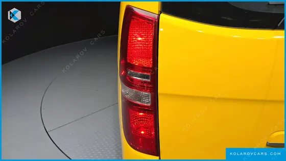 HYUNDAI STAREX GUARD CAR OF CHILDREN