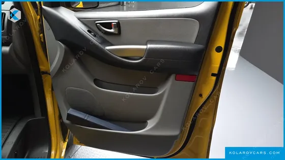 HYUNDAI STAREX GUARD CAR OF CHILDREN