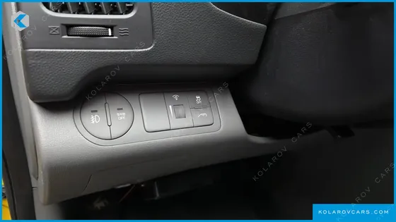 HYUNDAI STAREX GUARD CAR OF CHILDREN