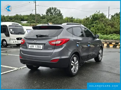 HYUNDAI TUCSON DIESEL(E-VGT) 2WD