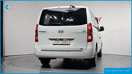 HYUNDAI STAREX 4WD 12-SEATER WAGON