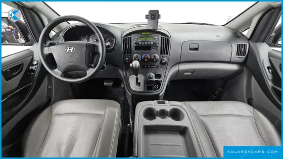 HYUNDAI STAREX 4WD 12-SEATER WAGON