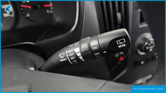 HYUNDAI STAREX 4WD 12-SEATER WAGON