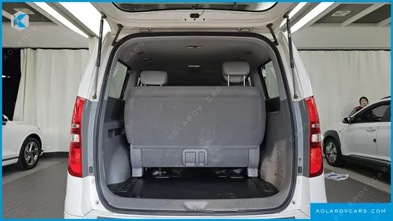 HYUNDAI STAREX 4WD 12-SEATER WAGON
