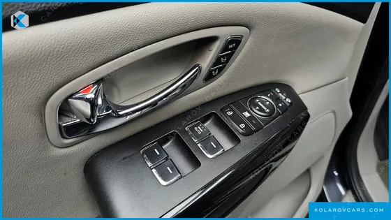KIA CARNIVAL 9-SEATER NOBLESSE SPECIAL