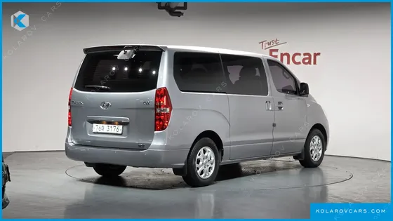 HYUNDAI STAREX 11-SEATER WAGON