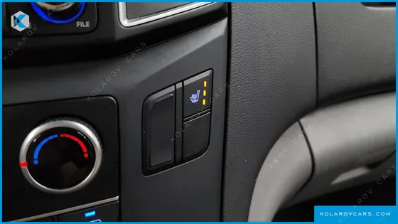 HYUNDAI STAREX 3-SEATER VAN