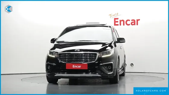 KIA CARNIVAL 9-SEATER LUXURY