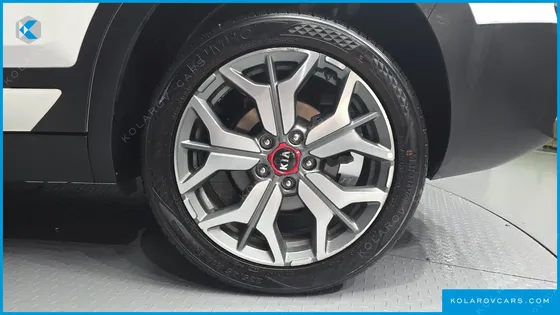 KIA SELTOS GASOLINE 1.6 TURBO 2WD