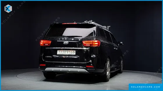 KIA CARNIVAL 9-SEATER NOBLESSE