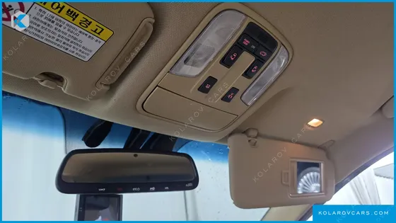 KIA CARNIVAL 9-SEATER NOBLESSE
