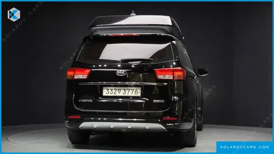 KIA CARNIVAL 9-SEATER HI-LIMOUSINE
