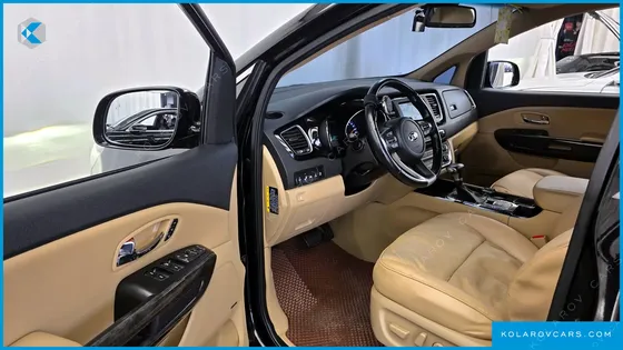 KIA CARNIVAL 9-SEATER HI-LIMOUSINE