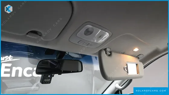 HYUNDAI STAREX 3-SEATER VAN