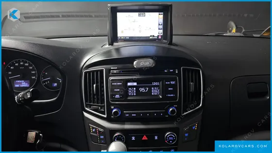 HYUNDAI STAREX 4WD GUARD CAR OF CHIDREN