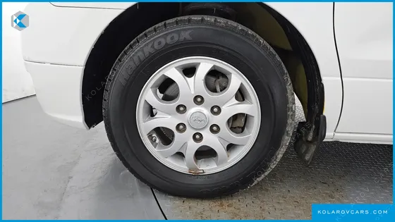HYUNDAI STAREX 12-SEATER WAGON