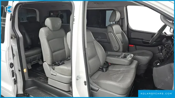 HYUNDAI STAREX 12-SEATER WAGON