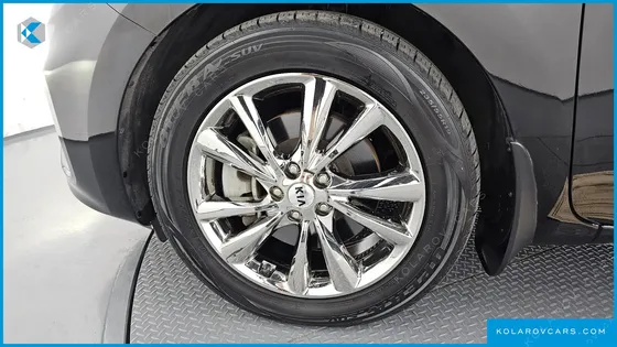 KIA CARNIVAL 9-SEATER NOBLESSE SPECIAL