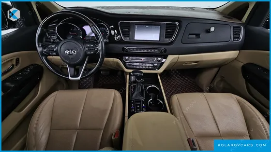KIA CARNIVAL 9-SEATER NOBLESSE SPECIAL