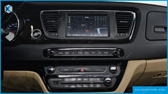 KIA CARNIVAL 9-SEATER NOBLESSE SPECIAL