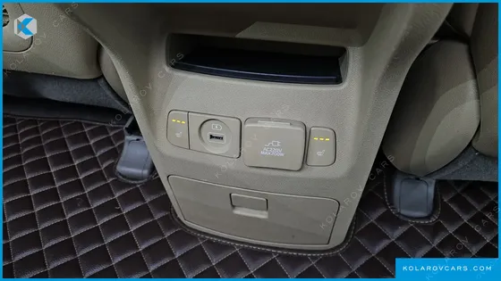 KIA CARNIVAL 9-SEATER NOBLESSE SPECIAL