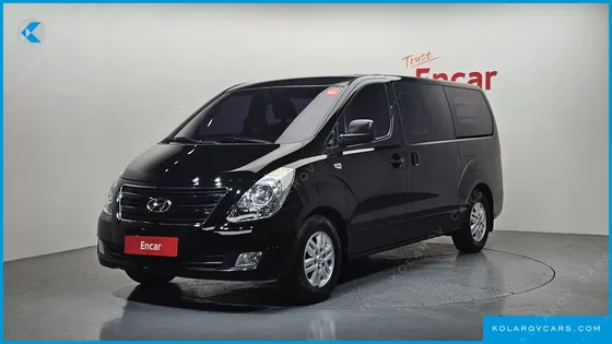 HYUNDAI STAREX 5-SEATER VAN