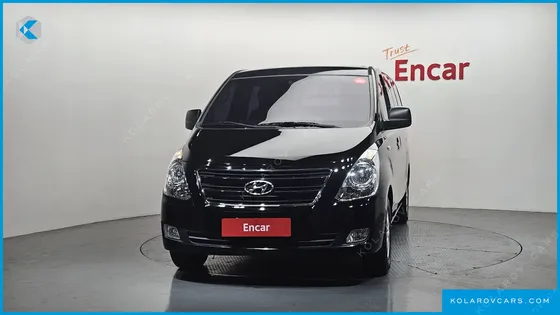 HYUNDAI STAREX 5-SEATER VAN