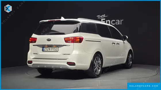 KIA CARNIVAL 7-SEATER LIMOUSINE