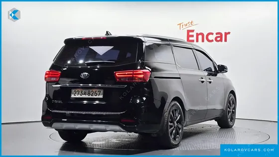 KIA CARNIVAL 9-SEATER PRSTIGE