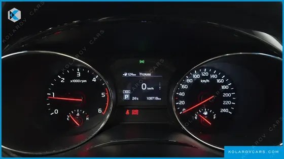 KIA CARNIVAL 9-SEATER PRSTIGE